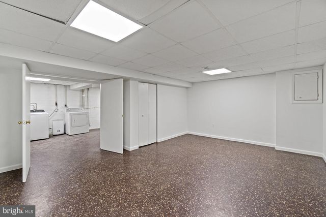 1110 CHISWELL LN, Silver Spring, MD 20901