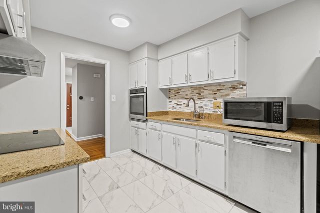 1110 CHISWELL LN, Silver Spring, MD 20901