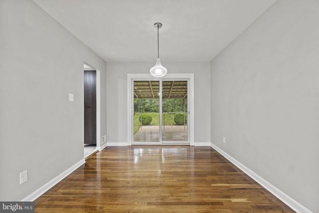 1110 CHISWELL LN, Silver Spring, MD 20901