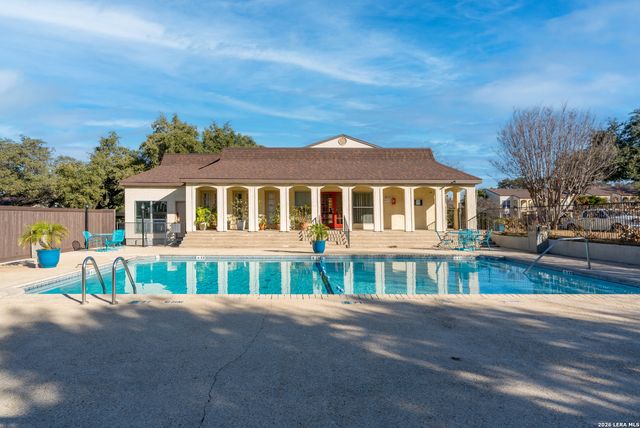 8702 Village Dr Apt 106, San Antonio, TX 78217