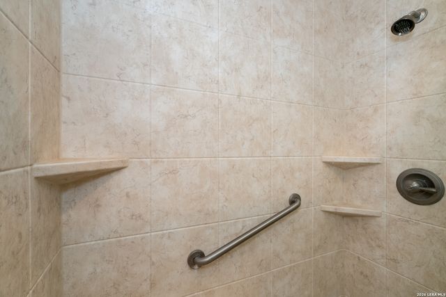 8702 Village Dr Apt 106, San Antonio, TX 78217