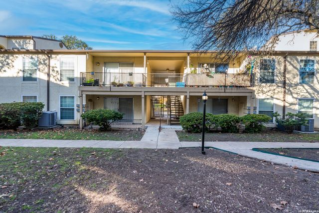 8702 Village Dr Apt 106, San Antonio, TX 78217