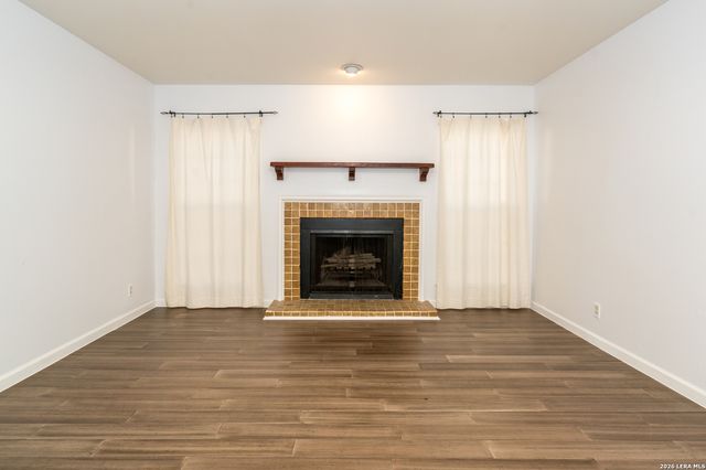 8702 Village Dr Apt 106, San Antonio, TX 78217