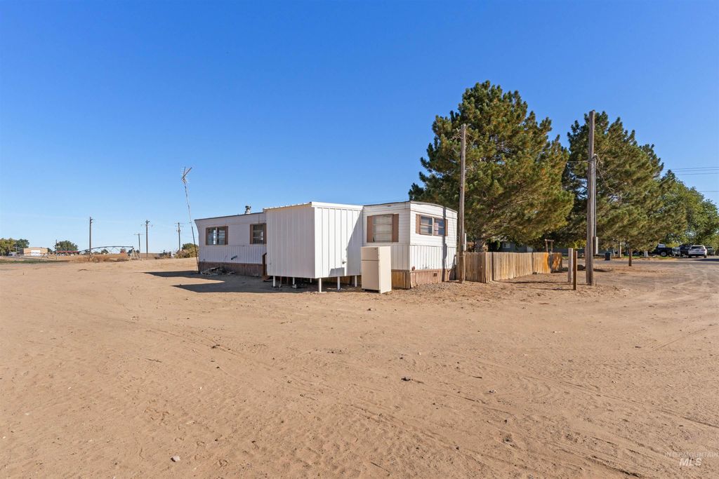 57 S 400 W, Jerome, ID 83338 photo 3