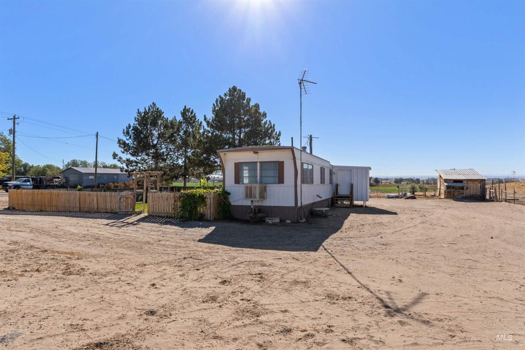 57 S 400 W, Jerome, ID 83338 photo 4