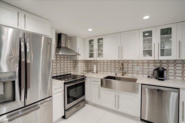 3450 S Ocean Boulevard 219, Palm Beach, FL 33480