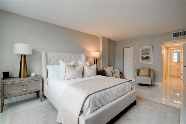 3450 S Ocean Boulevard 219, Palm Beach, FL 33480