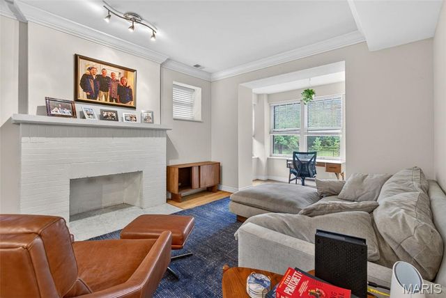 609 Clara Avenue 1A, St Louis, MO 63112