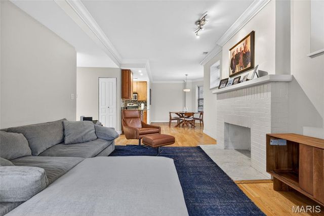 609 Clara Avenue 1A, St Louis, MO 63112