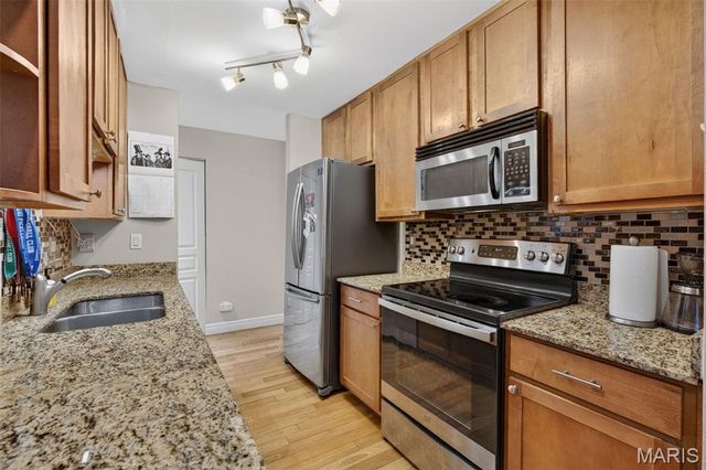 609 Clara Avenue 1A, St Louis, MO 63112