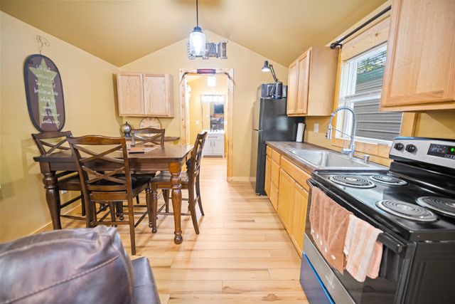 156 Hideaway Court, Somerset, KY 42503