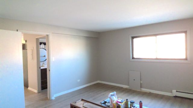 8800 W 76th Place 1W, Justice, IL 60458