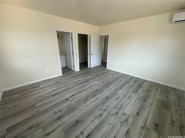 720 Kunawai Lane 8, Honolulu, HI 96817