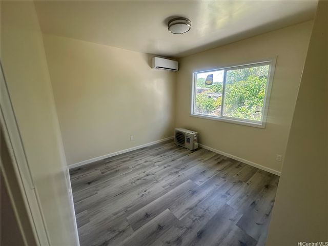 720 Kunawai Lane 8, Honolulu, HI 96817