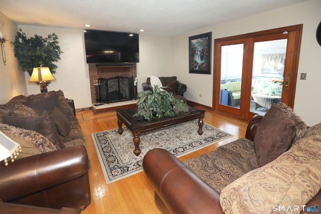 36 Frechette Circle, Manchester, CT 06040