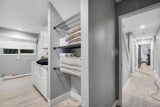 10122 Jovita Avenue, Chatsworth (los Angeles), CA 91311