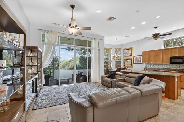 1848 Via Castello, Wellington, FL 33411