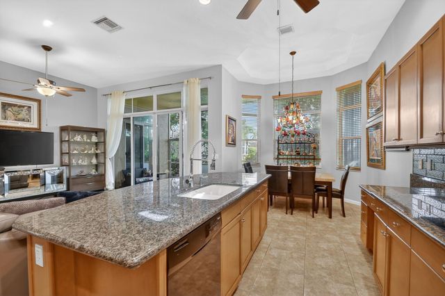 1848 Via Castello, Wellington, FL 33411