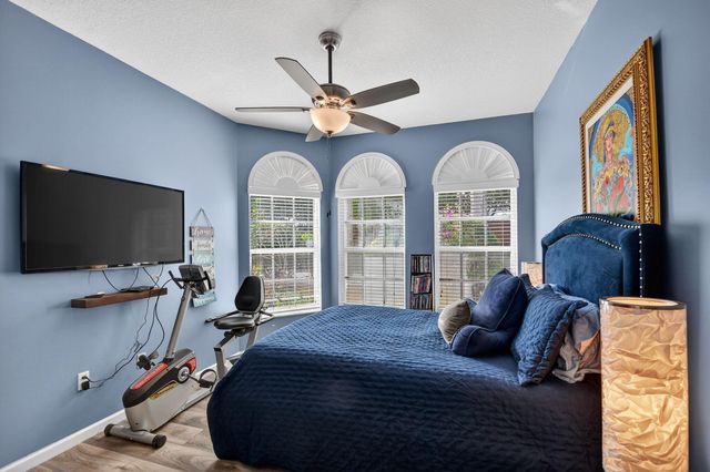 1848 Via Castello, Wellington, FL 33411