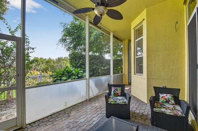 1848 Via Castello, Wellington, FL 33411