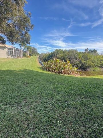 1848 Via Castello, Wellington, FL 33411