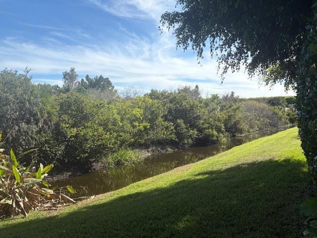 1848 Via Castello, Wellington, FL 33411