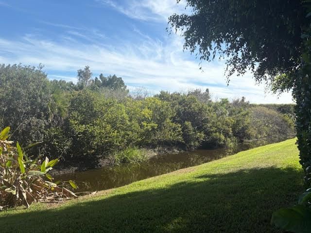 1848 Via Castello, Wellington, FL 33411