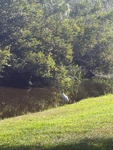 1848 Via Castello, Wellington, FL 33411