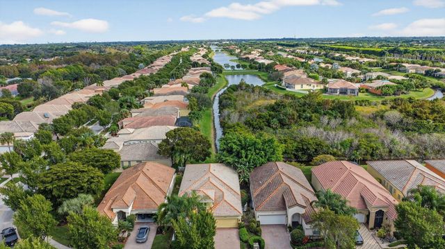 1848 Via Castello, Wellington, FL 33411