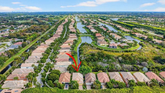 1848 Via Castello, Wellington, FL 33411