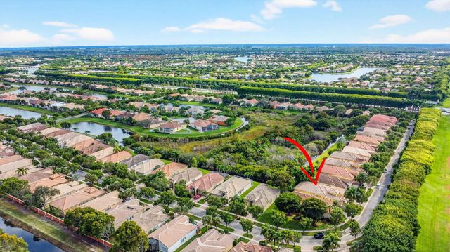 1848 Via Castello, Wellington, FL 33411