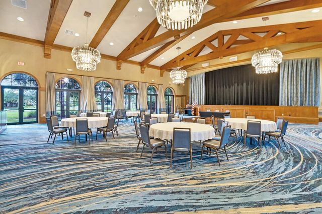 1848 Via Castello, Wellington, FL 33411