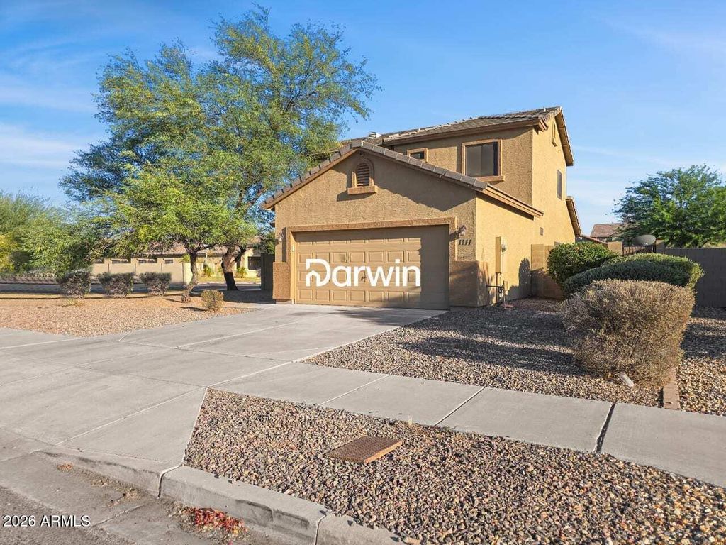 1111 W CARSON Road, Phoenix, AZ 85041