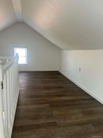 24125 144th Avenue 2nd Floor, Rosedale, NY 11422