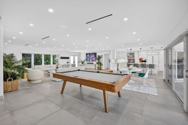 41 S COMPASS Drive, Fort Lauderdale, FL 33308