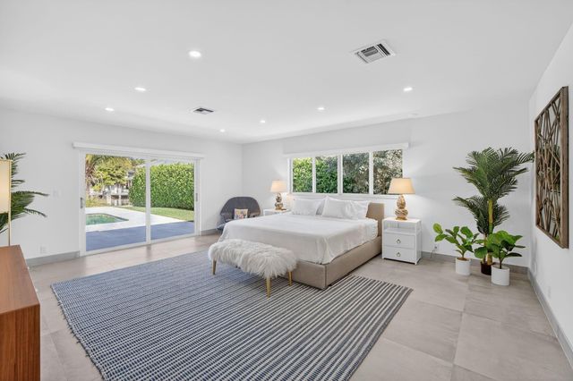 41 S COMPASS Drive, Fort Lauderdale, FL 33308