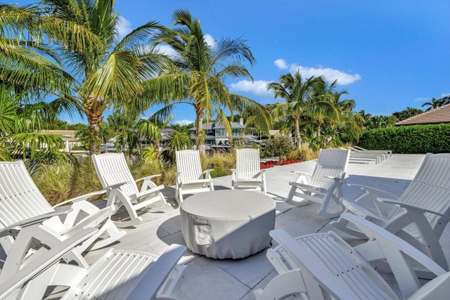41 S COMPASS Drive, Fort Lauderdale, FL 33308