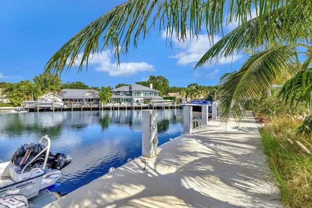 41 S COMPASS Drive, Fort Lauderdale, FL 33308