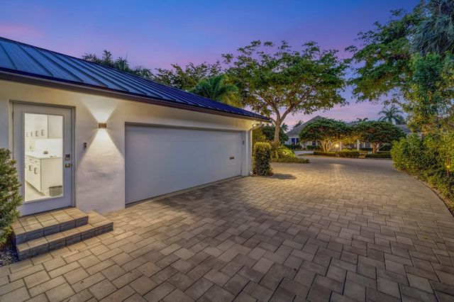 41 S COMPASS Drive, Fort Lauderdale, FL 33308