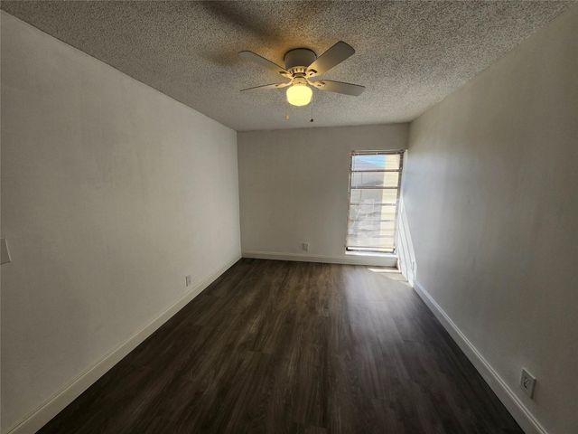 9421 NW 15th Street, Pembroke Pines, FL 33024