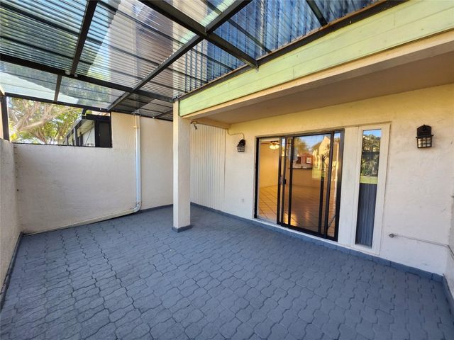 9421 NW 15th Street, Pembroke Pines, FL 33024