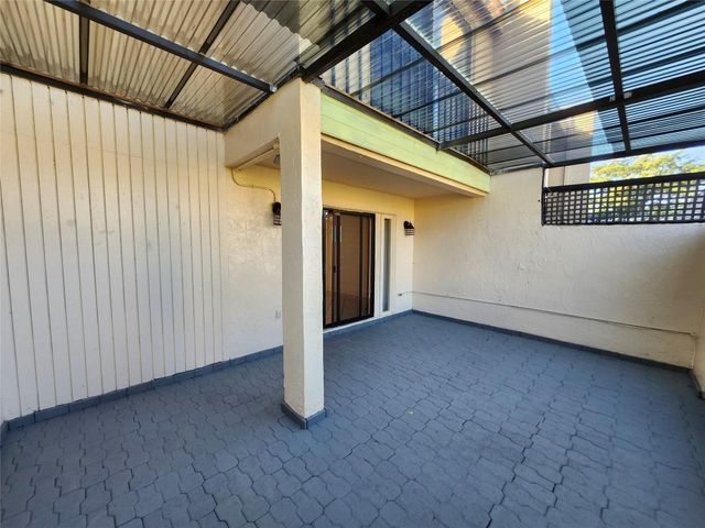 9421 NW 15th Street, Pembroke Pines, FL 33024