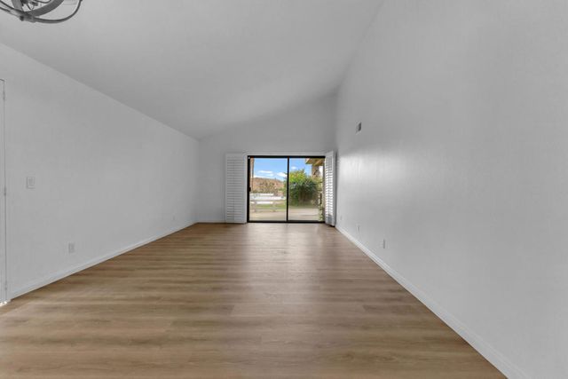 72384 Ridgecrest Lane, Palm Desert, CA 92260