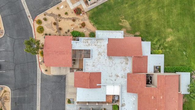72384 Ridgecrest Lane, Palm Desert, CA 92260