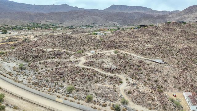 72384 Ridgecrest Lane, Palm Desert, CA 92260