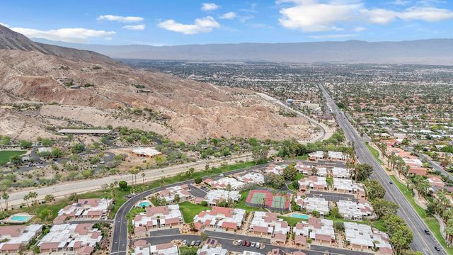 72384 Ridgecrest Lane, Palm Desert, CA 92260