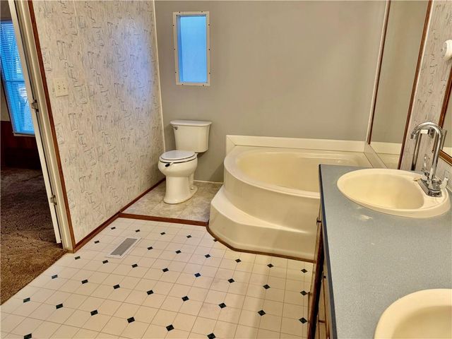 274 CREDEUR Road, Pineville, LA 71360