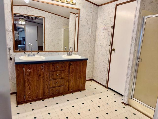 274 CREDEUR Road, Pineville, LA 71360