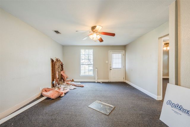 4320 Voncille Street, Haltom City, TX 76117