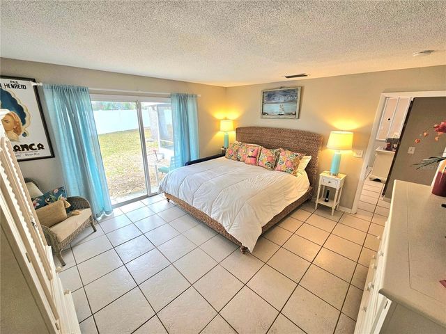 10 FANWOOD COURT, Palm Coast, FL 32137